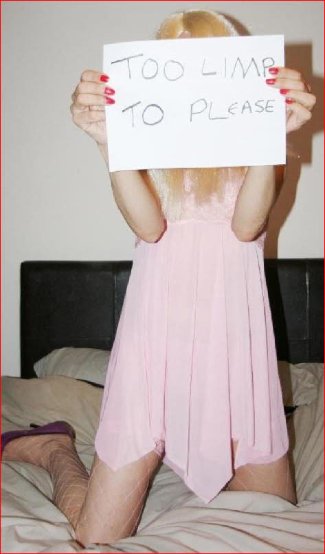 Limp-dicked sissy cuckold Ian from Leeds